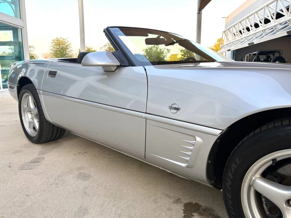 1996 Chevrolet Corvette C4 - Image 19 of 31