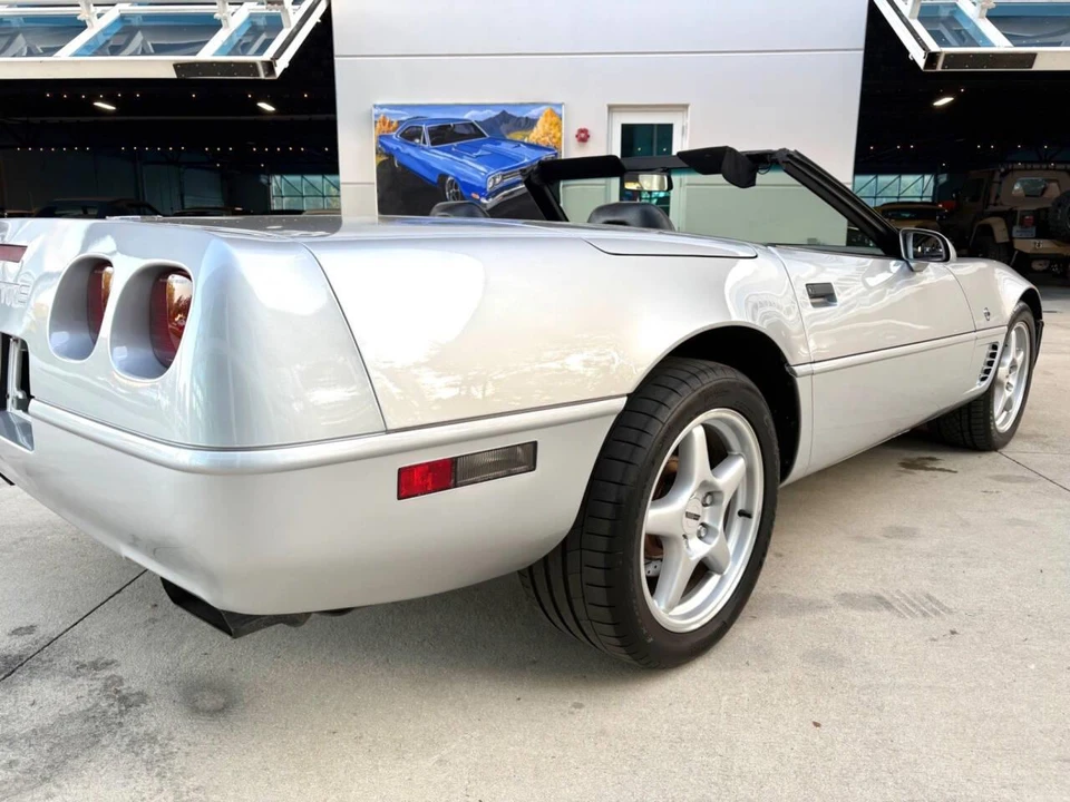 1996 Chevrolet Corvette C4 - Image 17 of 31