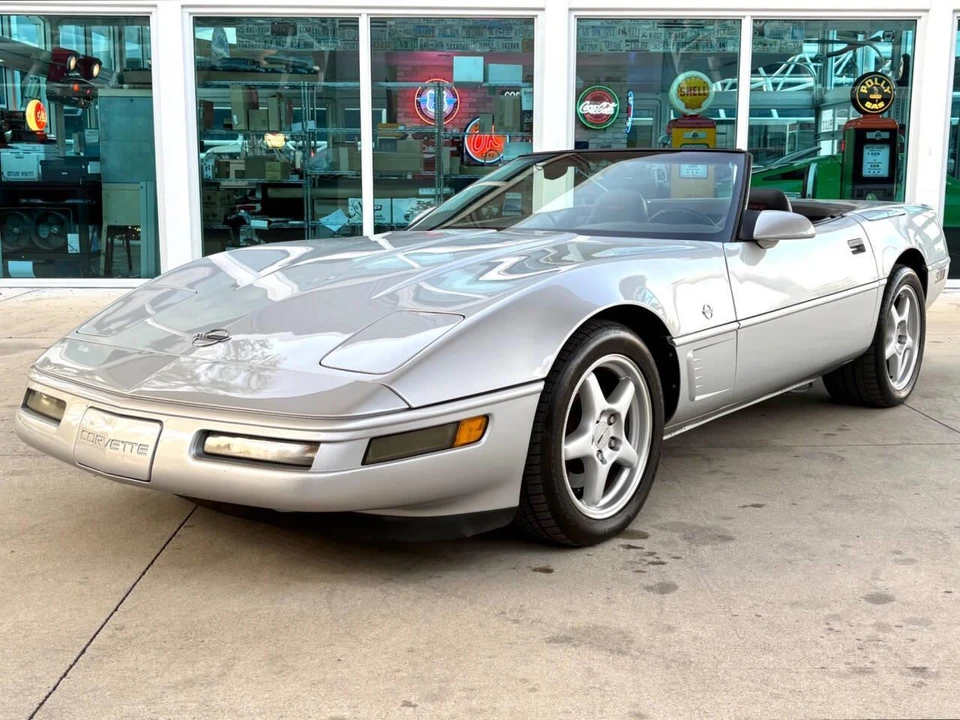 1996 Chevrolet Corvette C4 - Image 12 of 31