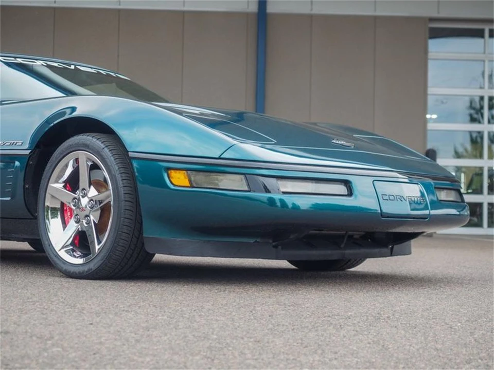 1996 Chevrolet Corvette C4 - Image 3 of 31