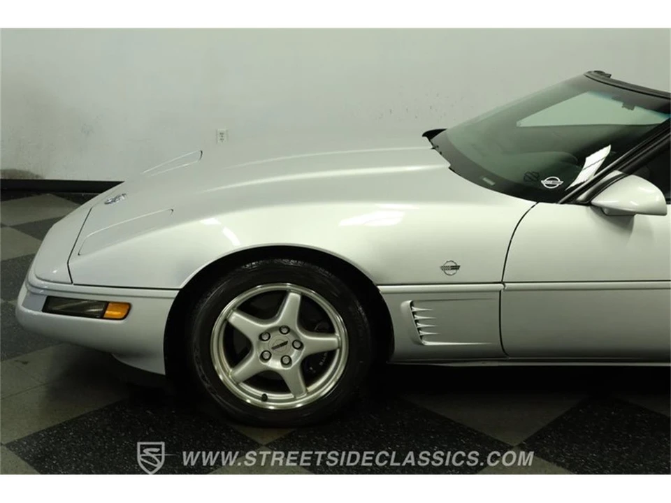 1996 Chevrolet Corvette C4 - Image 23 of 31