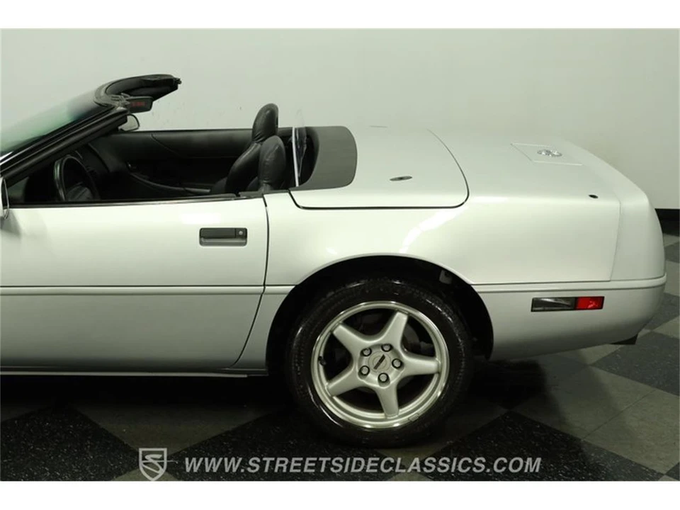 1996 Chevrolet Corvette C4 - Image 24 of 31
