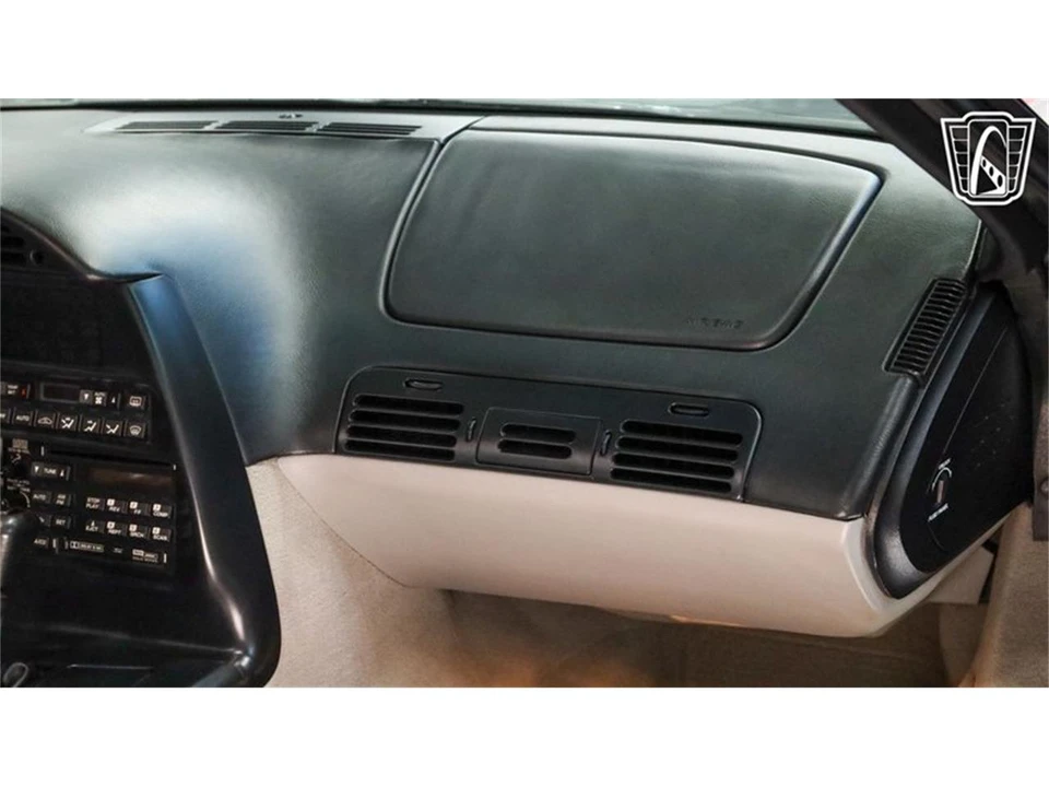 1996 Chevrolet Corvette C4 - Image 13 of 31