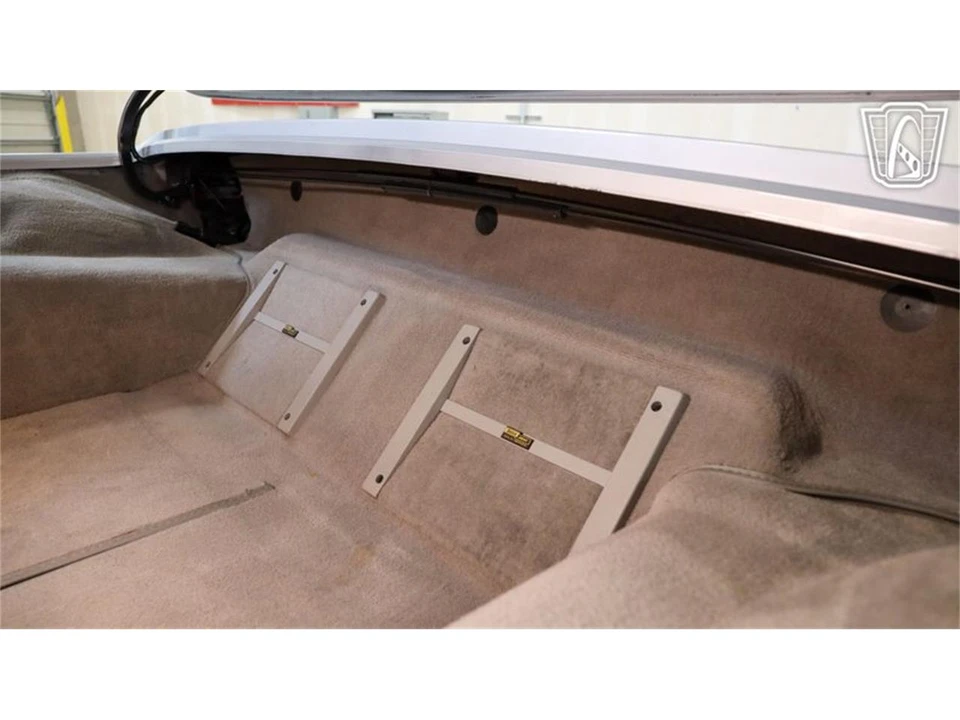 1996 Chevrolet Corvette C4 - Image 18 of 31