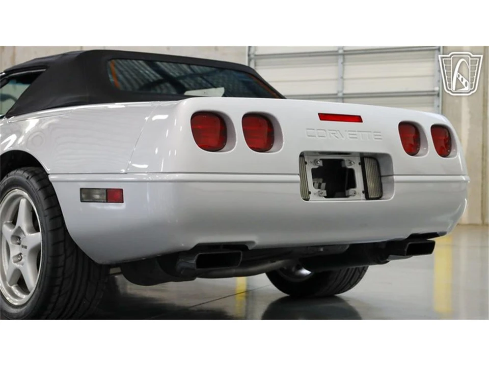 1996 Chevrolet Corvette C4 - Image 10 of 31