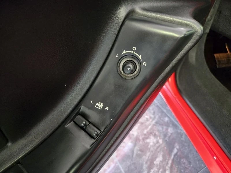 1996 Chevrolet Corvette C4 - Image 10 of 19
