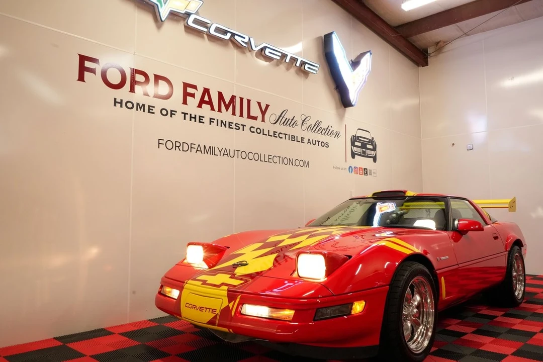 1996 Chevrolet Corvette C4 - Image 2 of 12