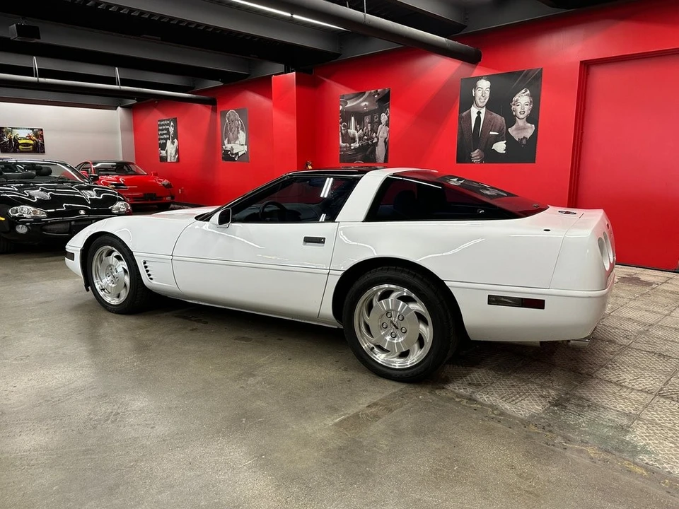 1996 Chevrolet - Image 18 of 31