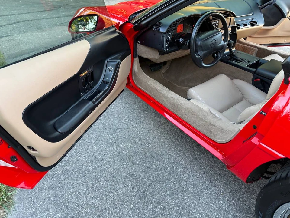 1996 Chevrolet Corvette C4 - Image 8 of 24