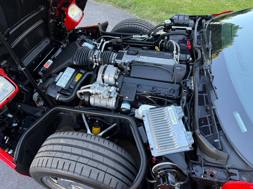 1996 Chevrolet Corvette C4 - Image 14 of 24