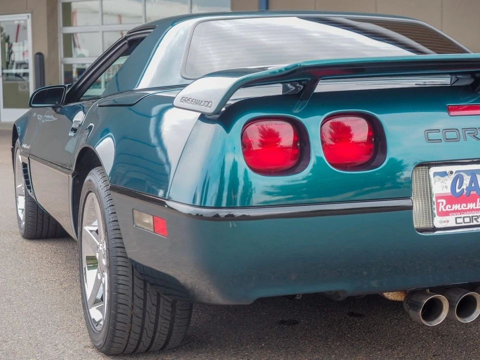 1996 Chevrolet - Image 22 of 31