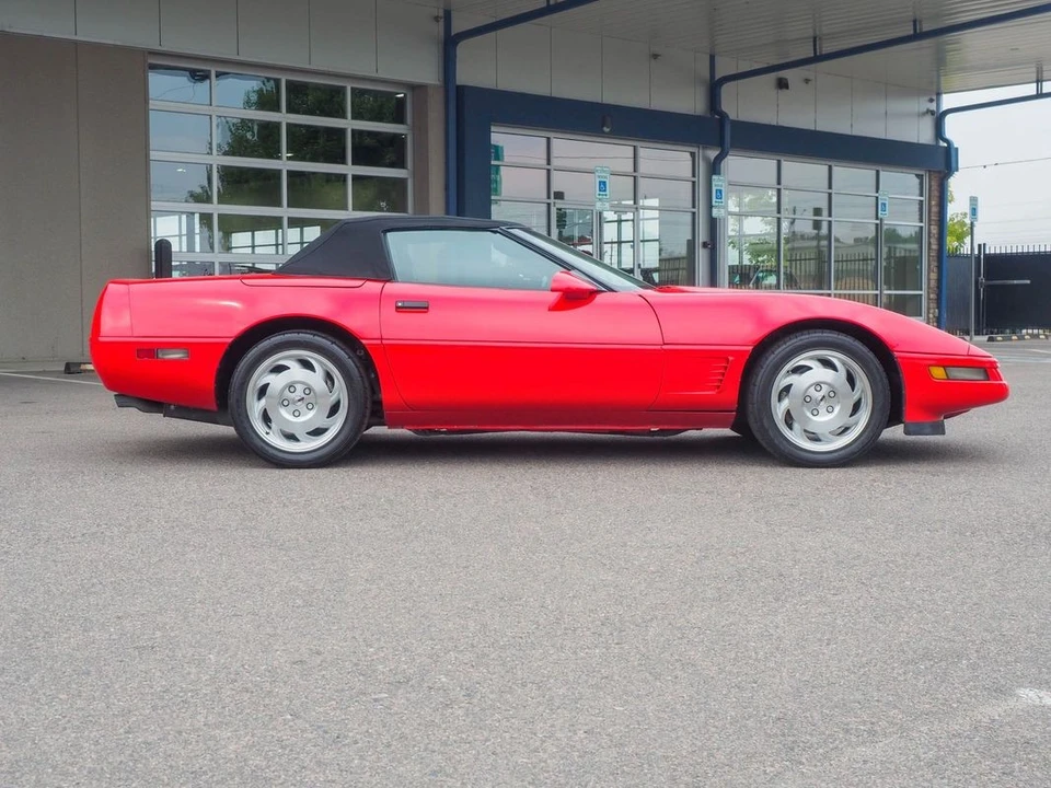 1996 Chevrolet Corvette C4 - Image 10 of 31