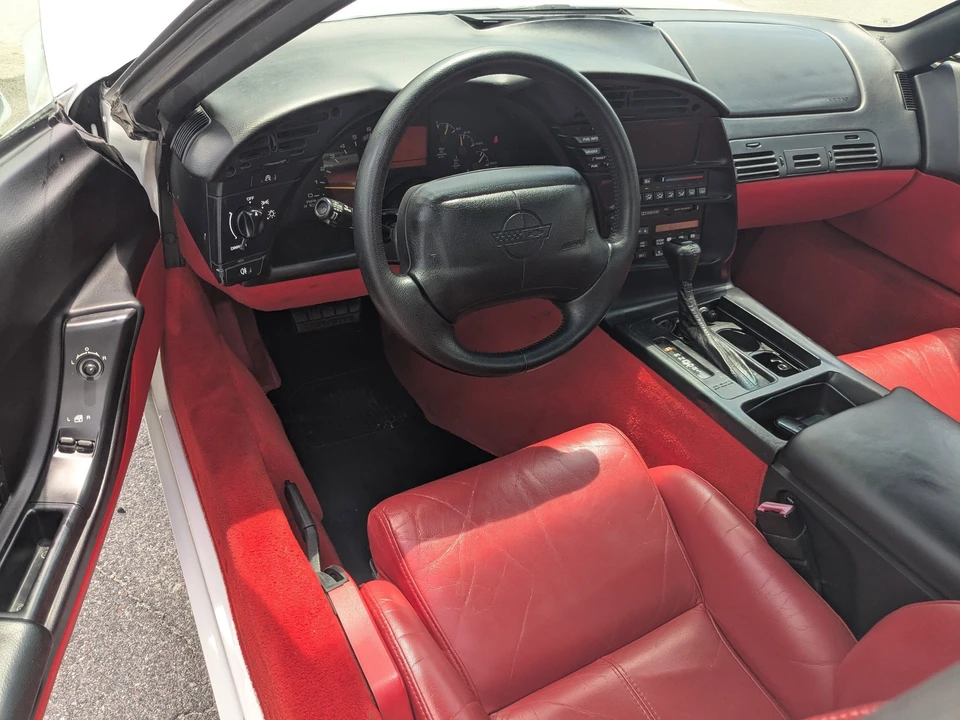 1996 Chevrolet Corvette C4 - Image 11 of 25