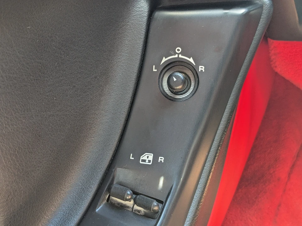 1996 Chevrolet Corvette C4 - Image 21 of 25