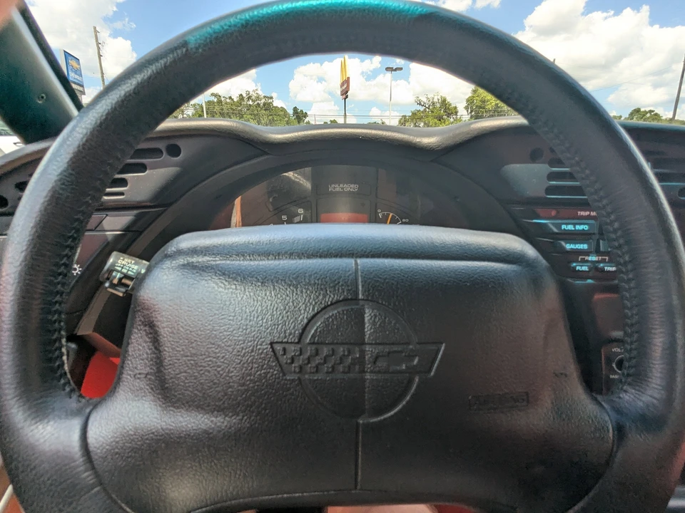 1996 Chevrolet Corvette C4 - Image 23 of 25
