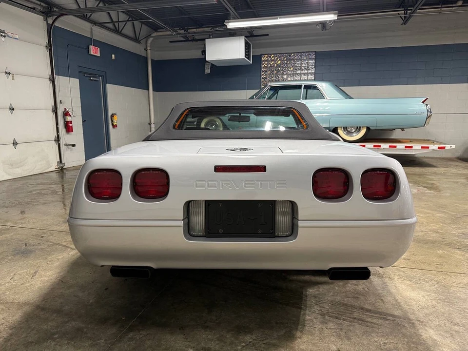 1996 Chevrolet Corvette C4 - Image 8 of 31