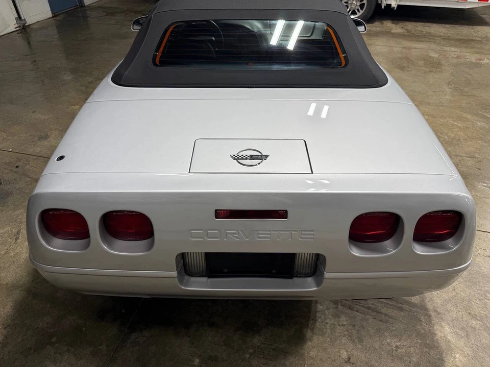 1996 Chevrolet Corvette C4 - Image 26 of 31