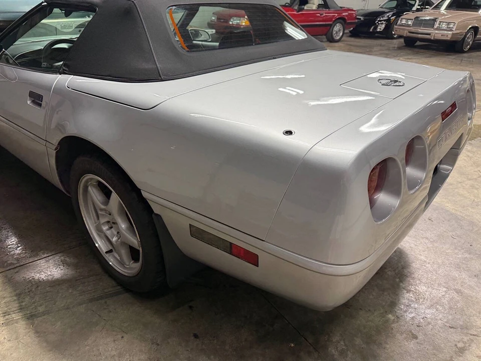 1996 Chevrolet Corvette C4 - Image 25 of 31