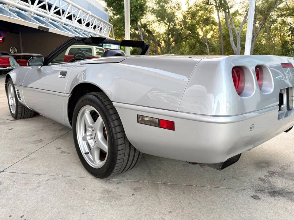 1996 Chevrolet Corvette C4 - Image 16 of 31