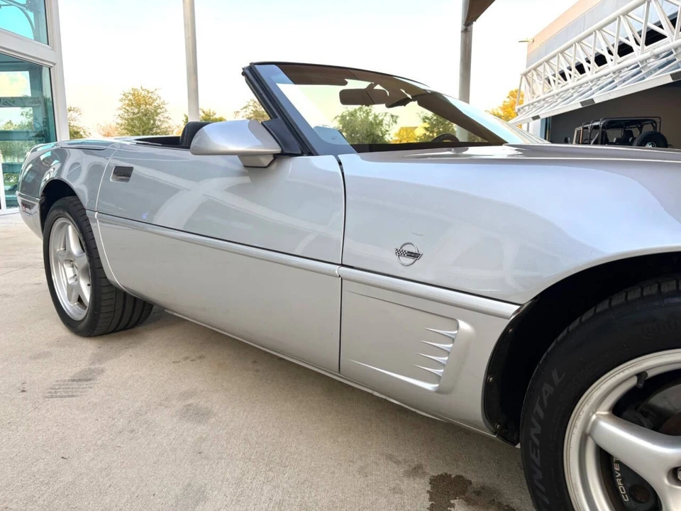 1996 Chevrolet Corvette C4 - Image 19 of 31