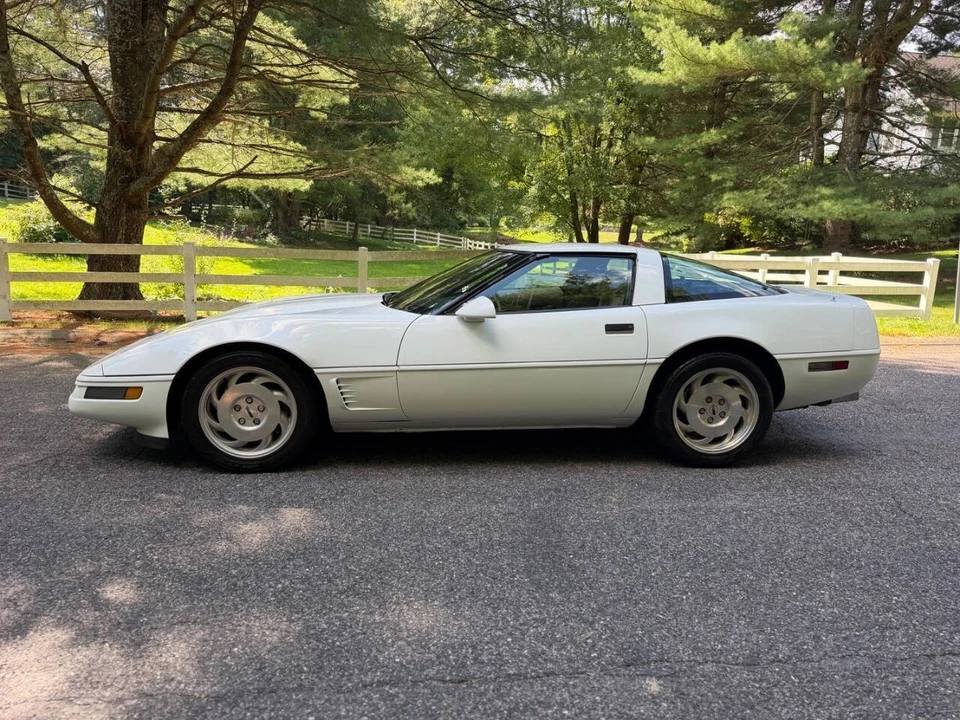 1996 Chevrolet Corvette C4 - Image 6 of 31