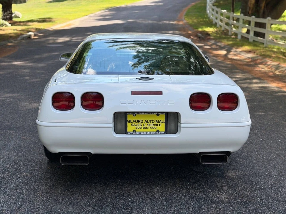 1996 Chevrolet Corvette C4 - Image 11 of 31