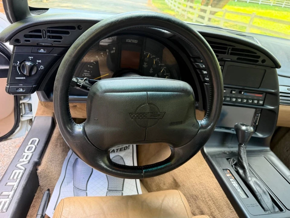 1996 Chevrolet Corvette C4 - Image 24 of 31