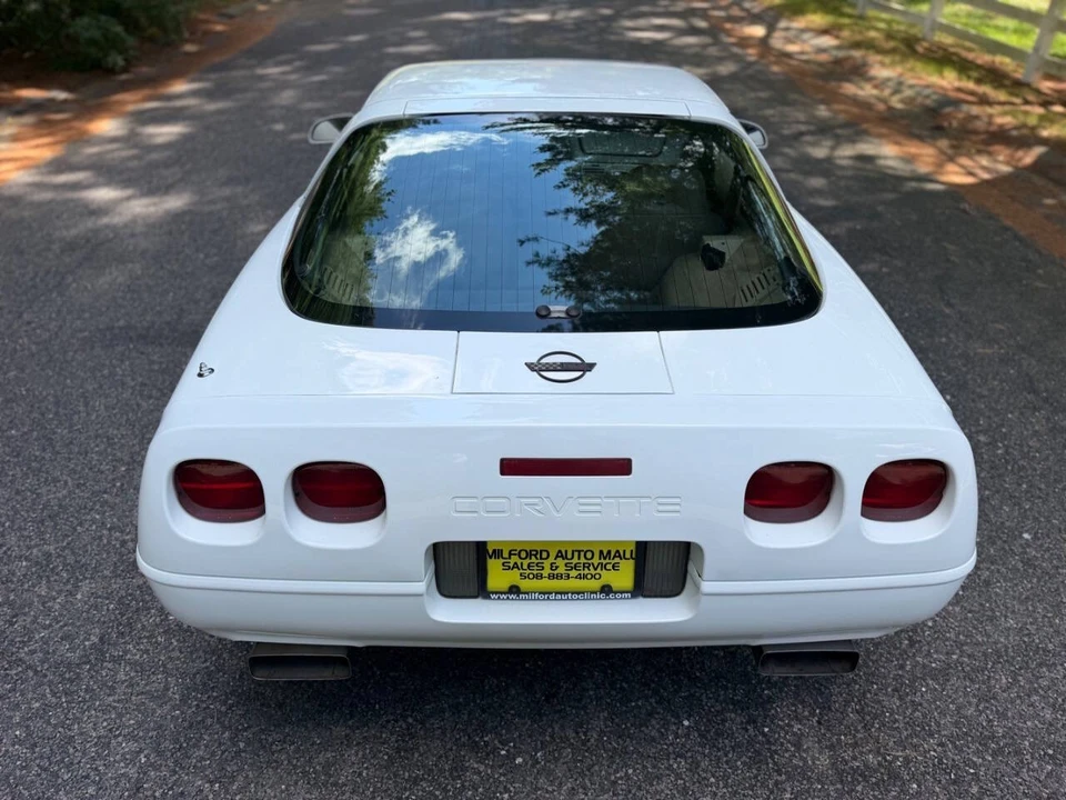 1996 Chevrolet Corvette C4 - Image 19 of 31