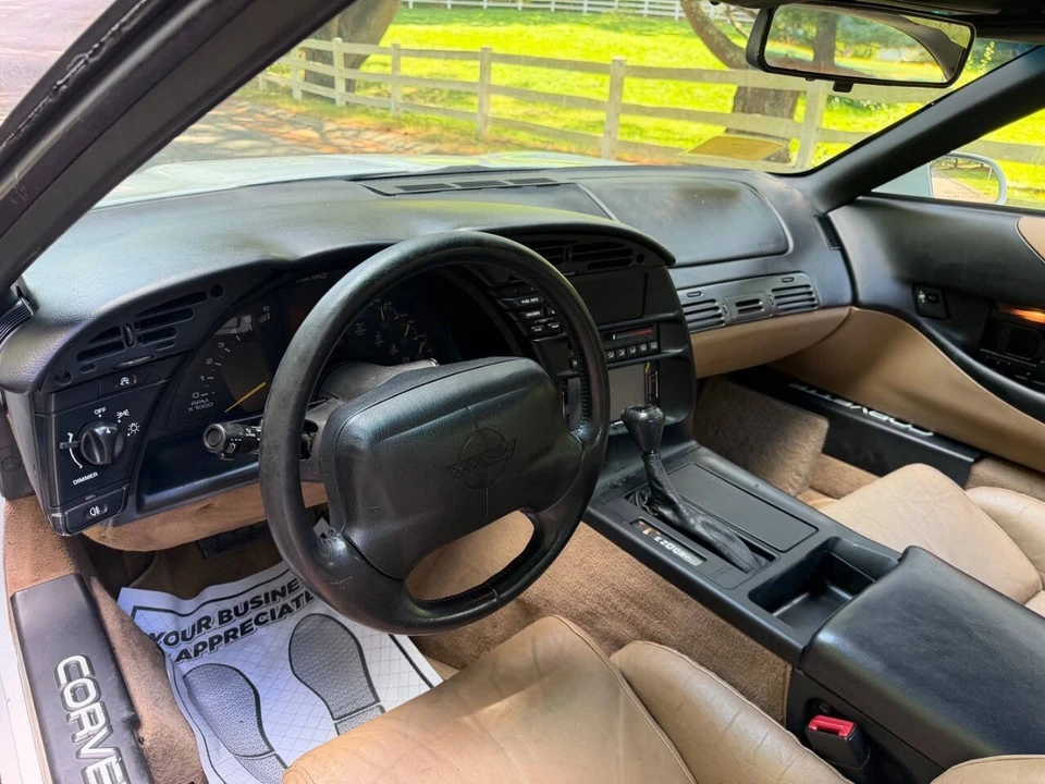 1996 Chevrolet Corvette C4 - Image 23 of 31