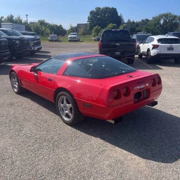 1996 Chevrolet Corvette C4 - Image 2 of 11
