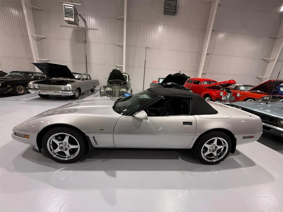 1996 Chevrolet Corvette C4 - Image 3 of 31