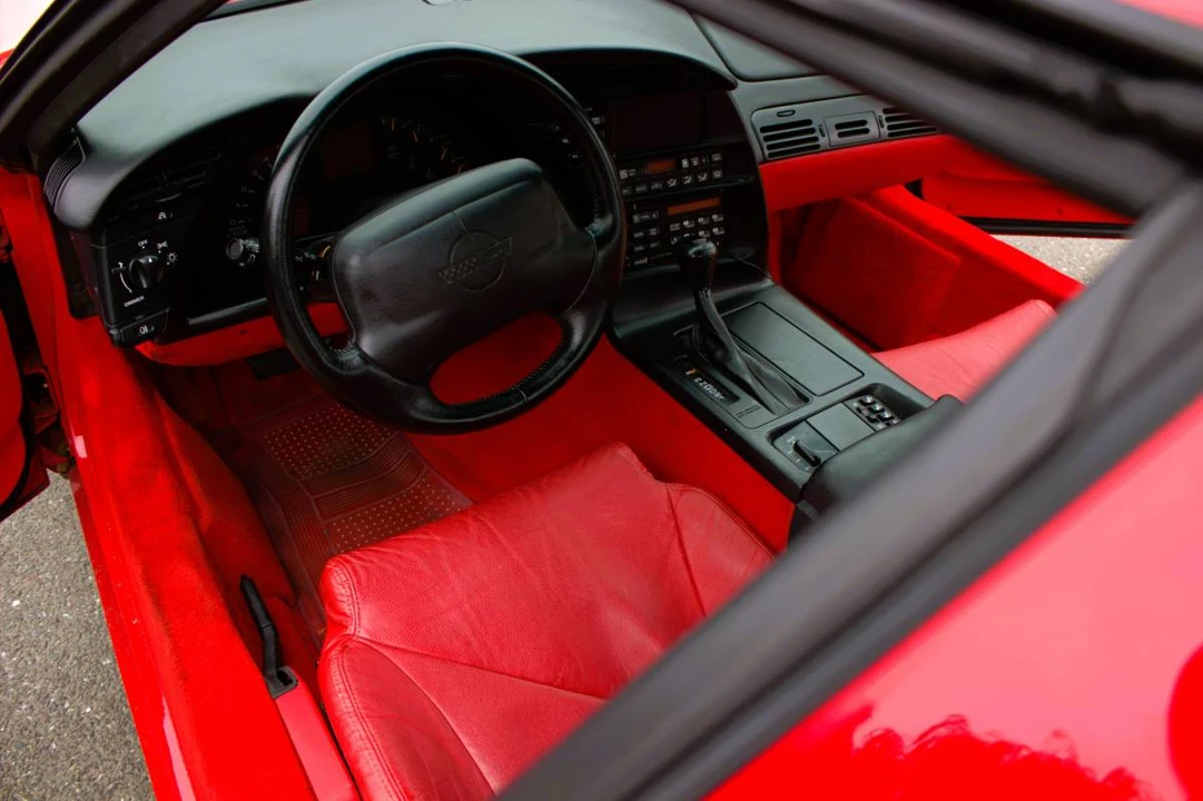 1996 Chevrolet Corvette C4 - Image 15 of 24