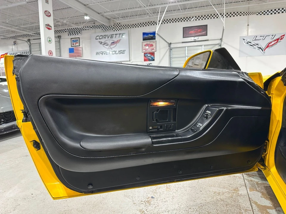 1996 Chevrolet Corvette C4 - Image 13 of 21