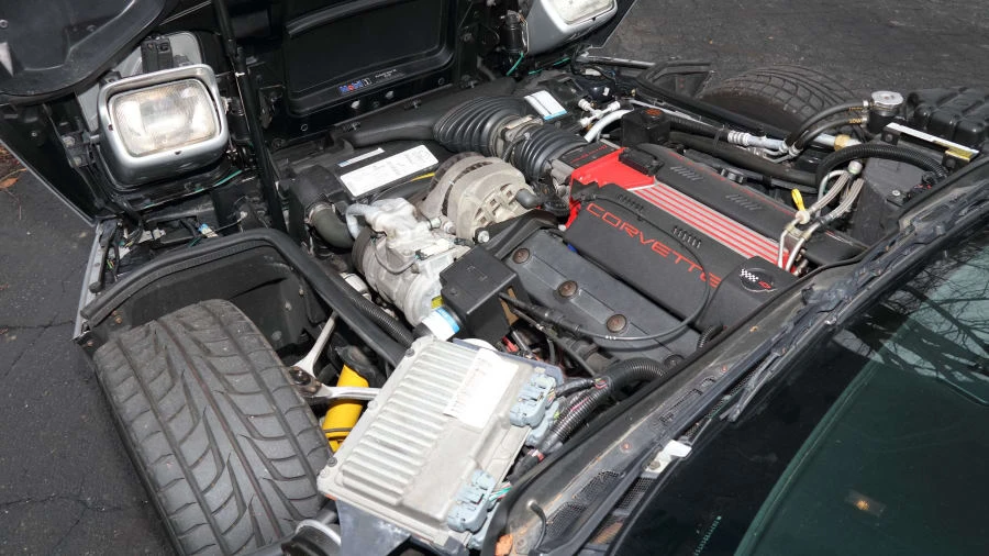 1996 Chevrolet Corvette C4 - Image 6 of 12