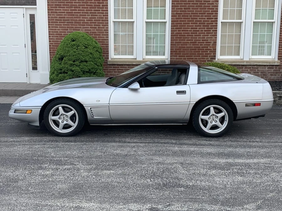 1996 Chevrolet Corvette C4 - Image 2 of 7