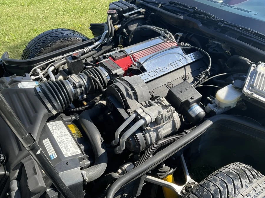 1996 Chevrolet Corvette C4 - Image 12 of 13