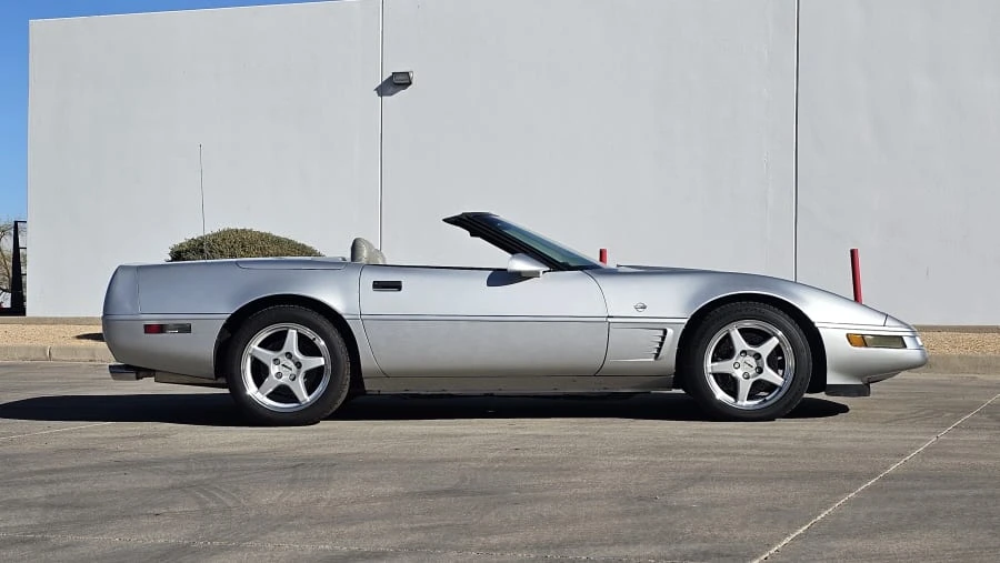 1996 Chevrolet Corvette C4 - Image 2 of 9