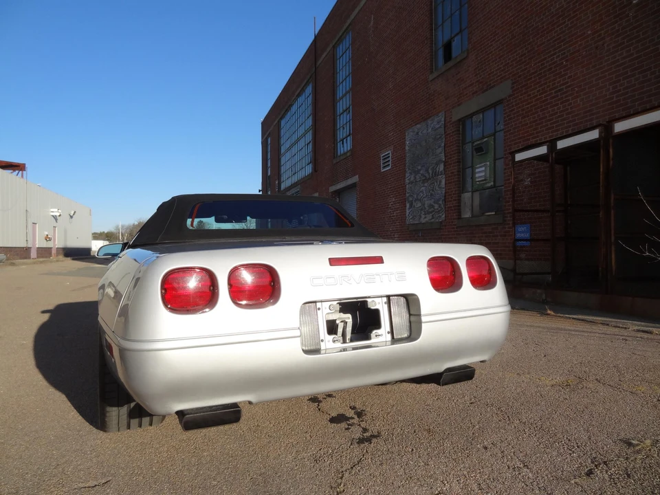 1996 Chevrolet Corvette C4 - Image 22 of 31