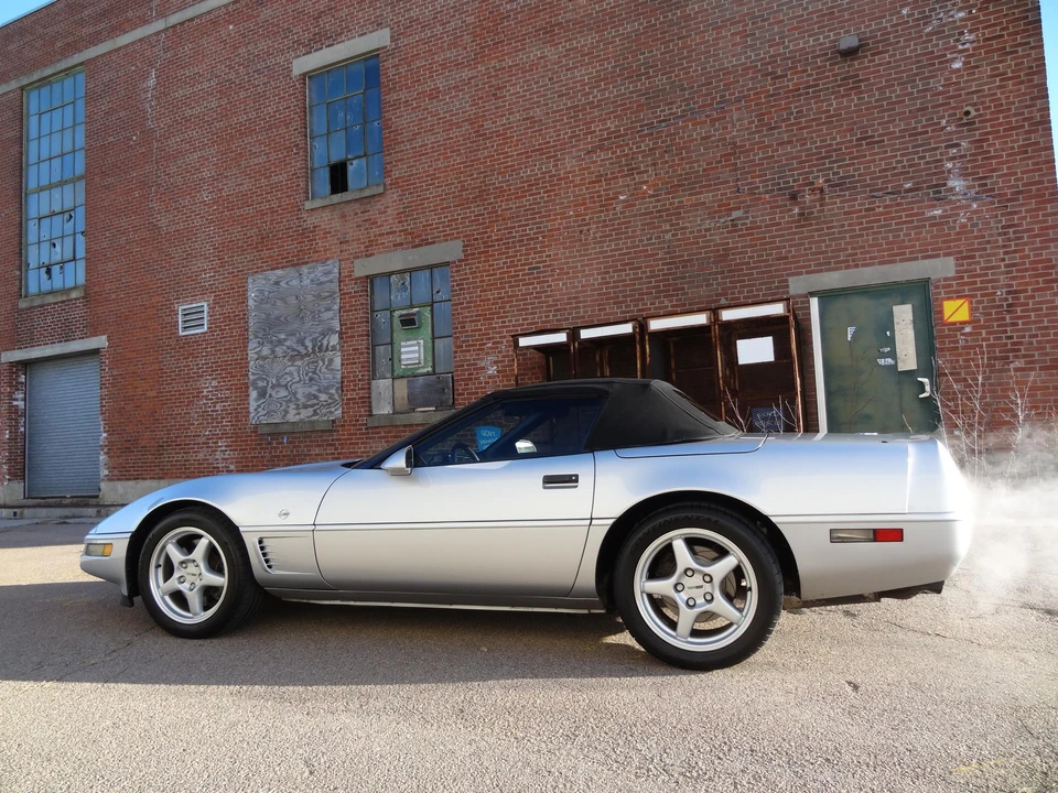 1996 Chevrolet Corvette C4 - Image 13 of 31