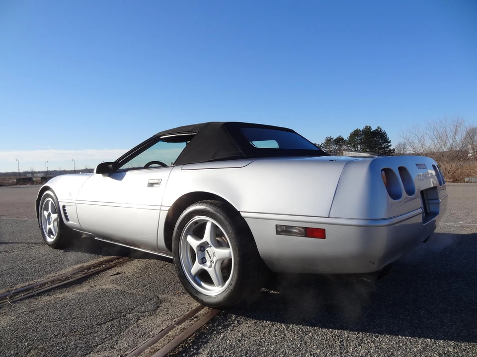 1996 Chevrolet Corvette C4 - Image 19 of 31