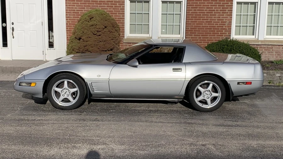 1996 Chevrolet Corvette C4 - Image 2 of 9