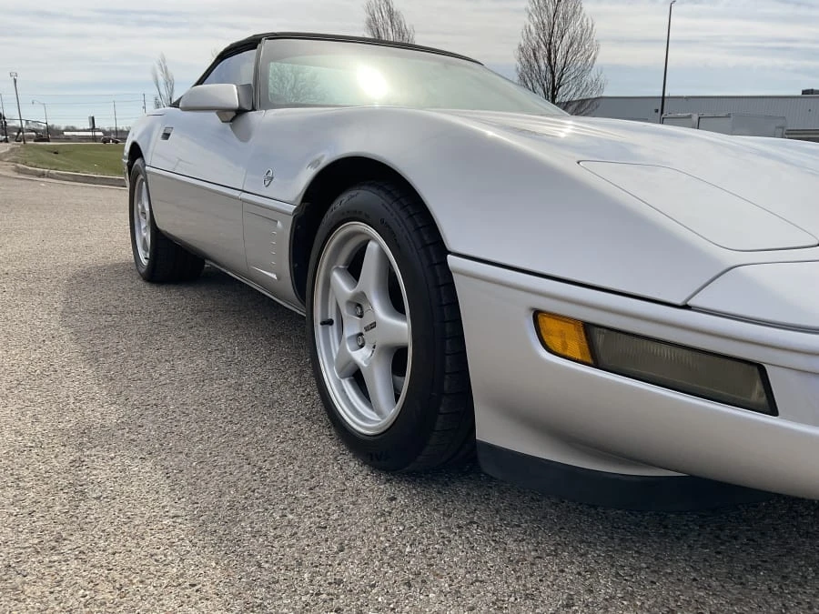 1996 Chevrolet Corvette C4 - Image 8 of 15