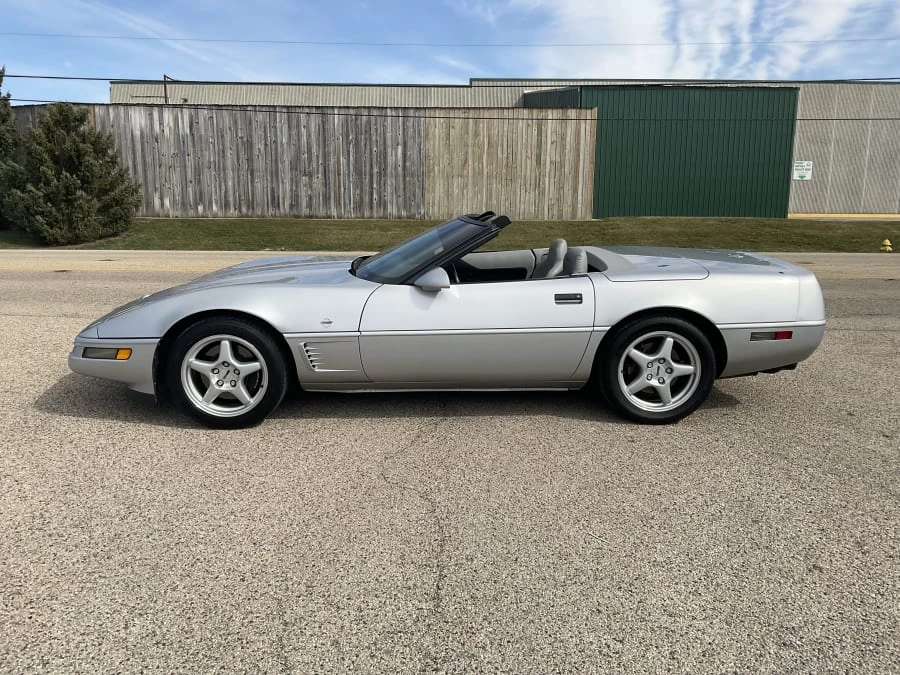 1996 Chevrolet Corvette C4 - Image 2 of 15