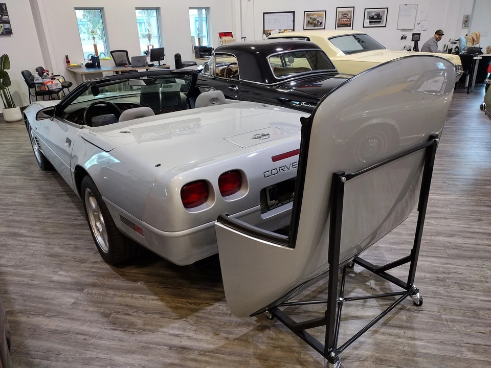 1996 Chevrolet Corvette C4 - Image 3 of 21