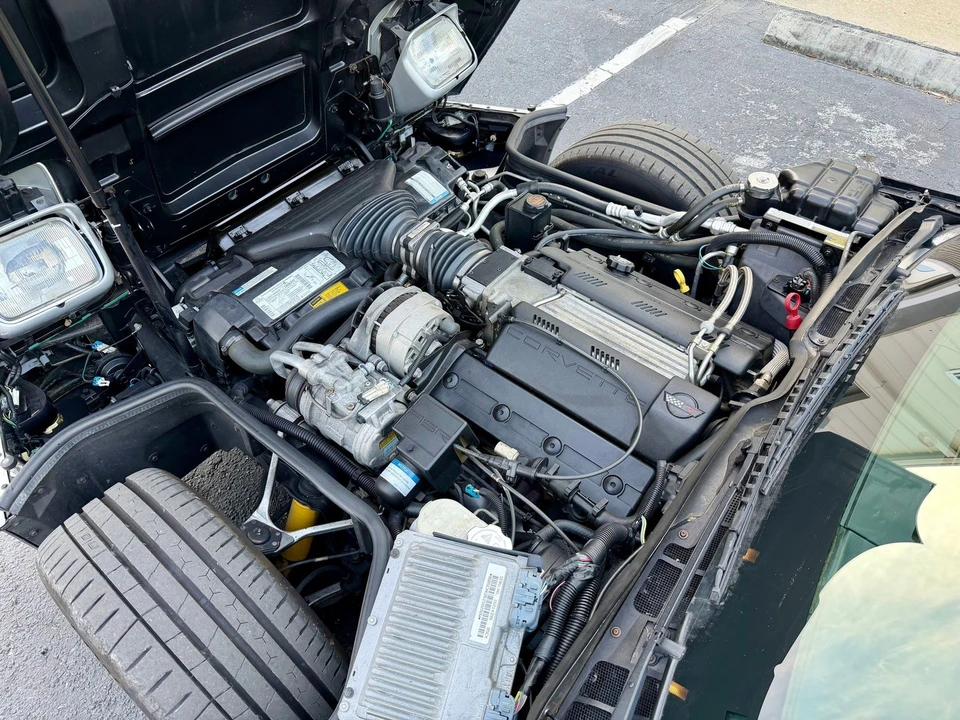 1996 Chevrolet Corvette C4 - Image 8 of 21