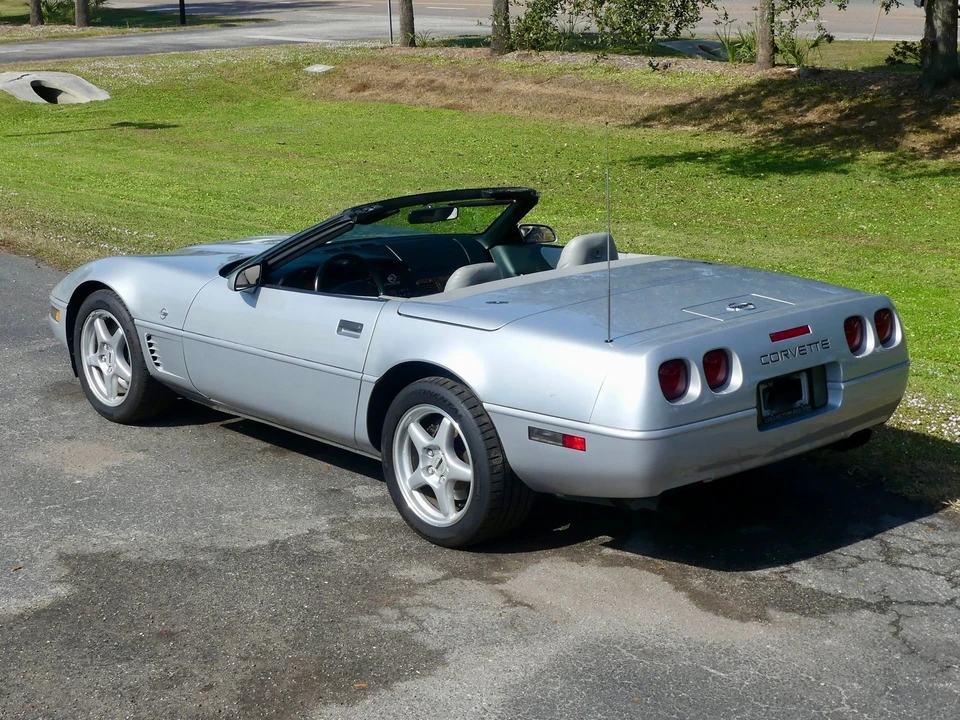 1996 Chevrolet Corvette C4 - Image 19 of 21