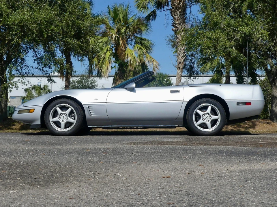 1996 Chevrolet Corvette C4 - Image 16 of 21