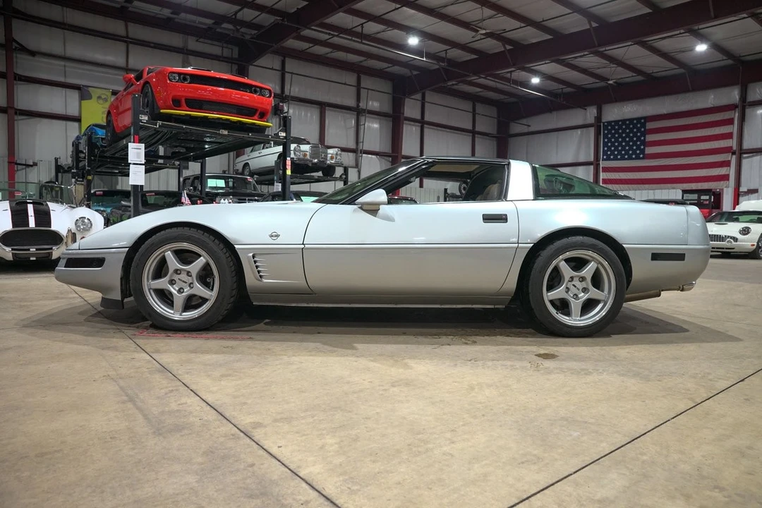 1996 Chevrolet Corvette C4 - Image 4 of 12