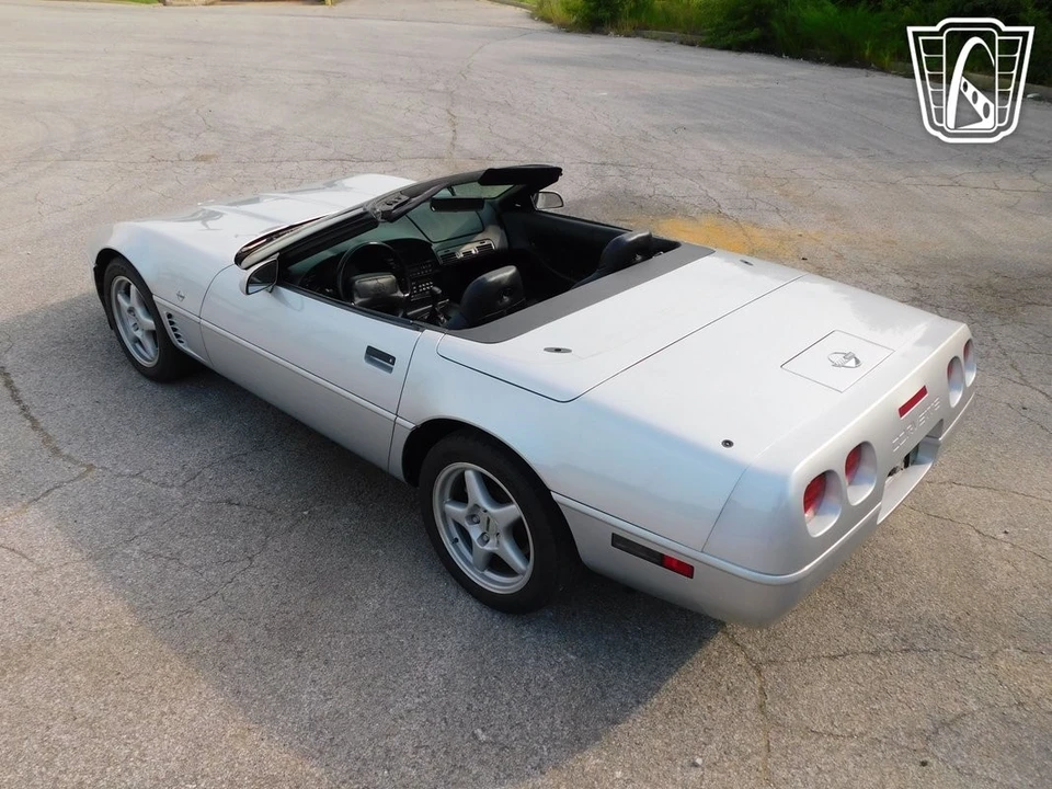 1996 Chevrolet Corvette C4 - Image 17 of 21