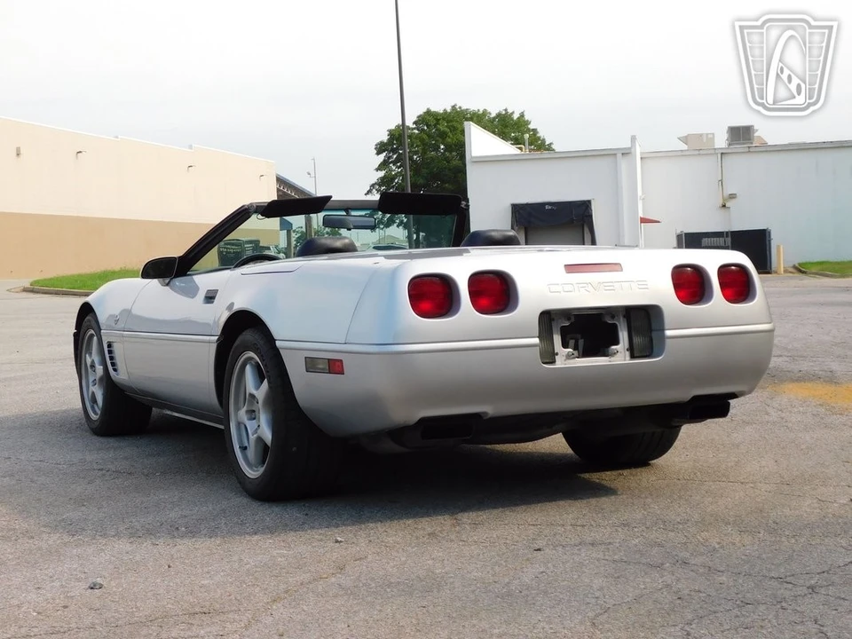 1996 Chevrolet Corvette C4 - Image 19 of 21